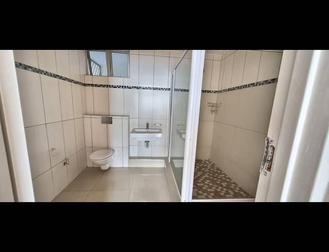 3 BEDROOM FLAT FOR SALE IN NORTH BEACH